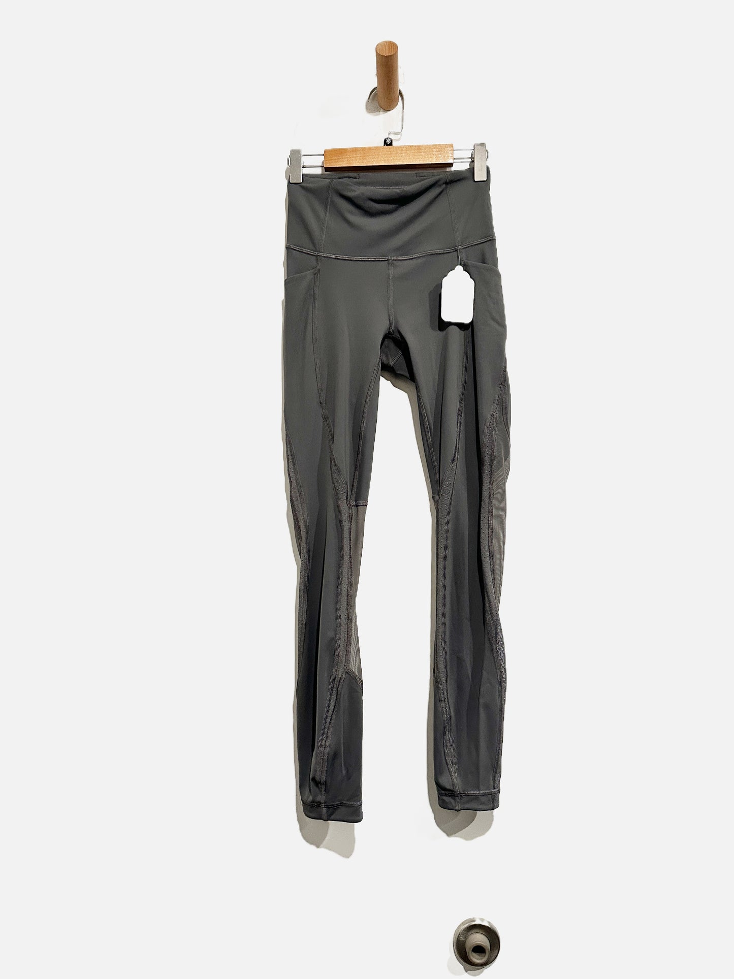 Lululemon Run Smoothly 7/8 Tight in Titanium - 2