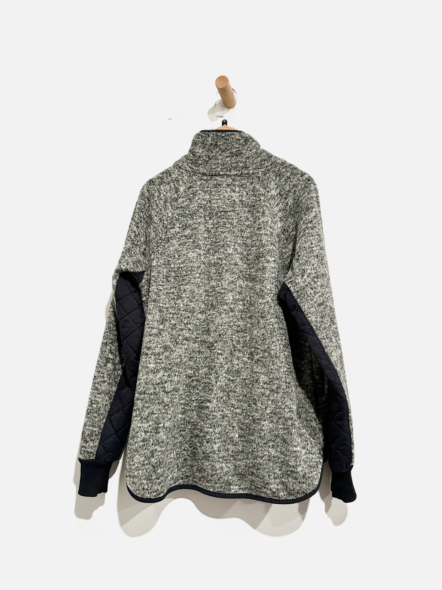 Abercrombie & Fitch Gray and Black Quilted Jacket - Small
