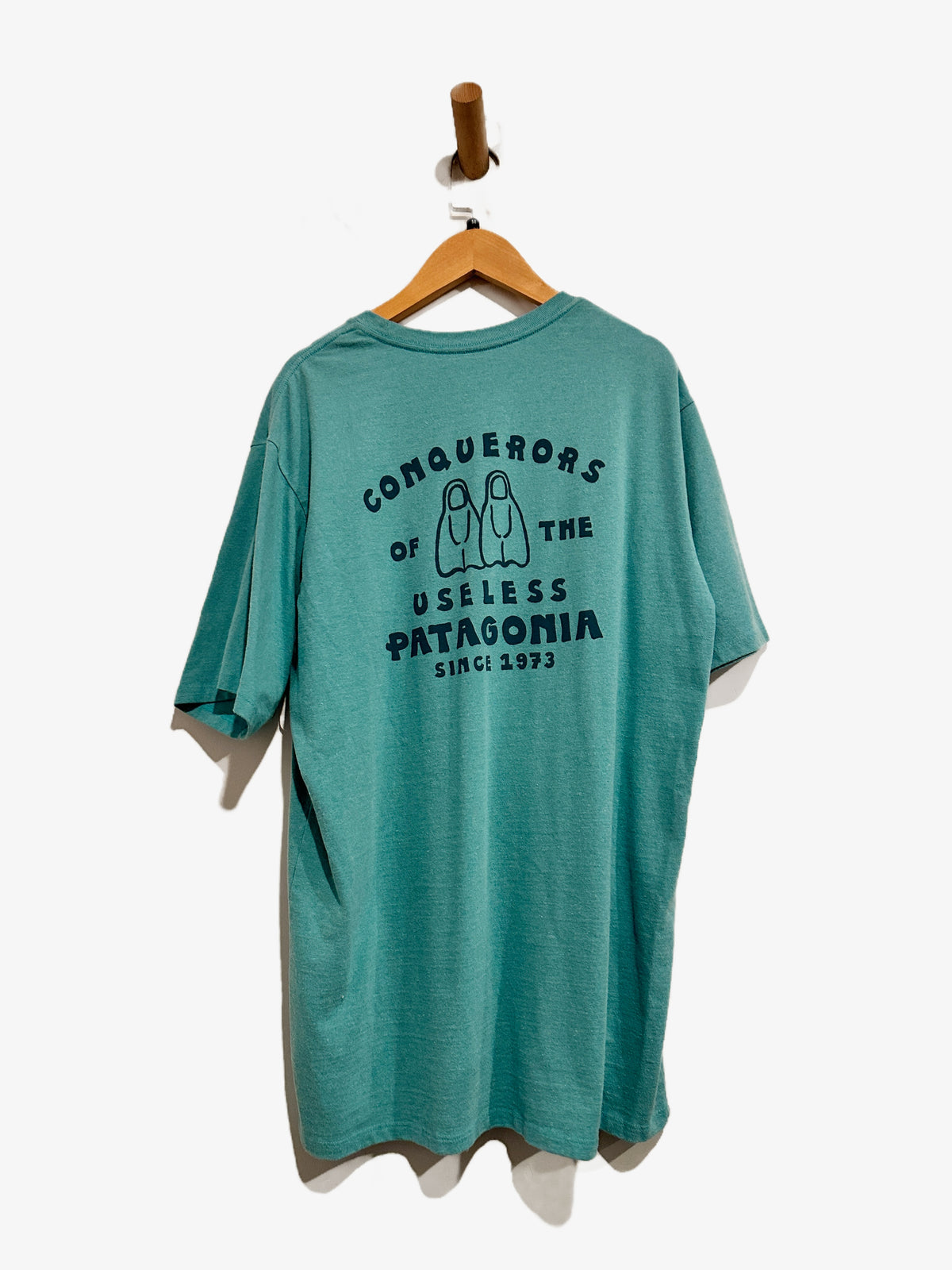 Patagonia C.O.T.U. Fins Pocket ResponsibiIli-Tee in Iggy Blue - Medium