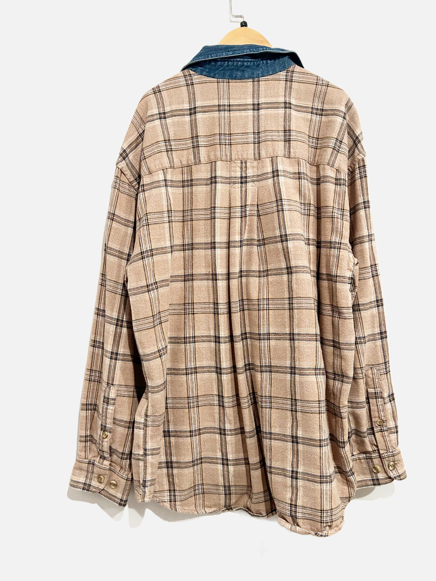 Round Tree & Yorke Brown Plaid Flannel - Large