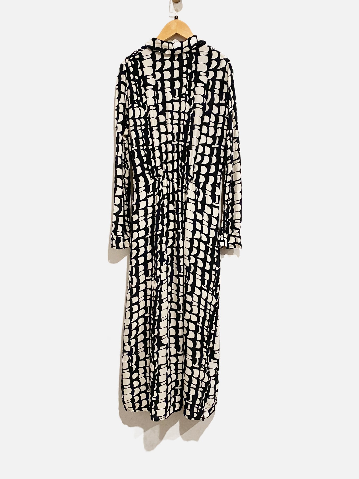 Zara Black and White Button Down Dress - Small