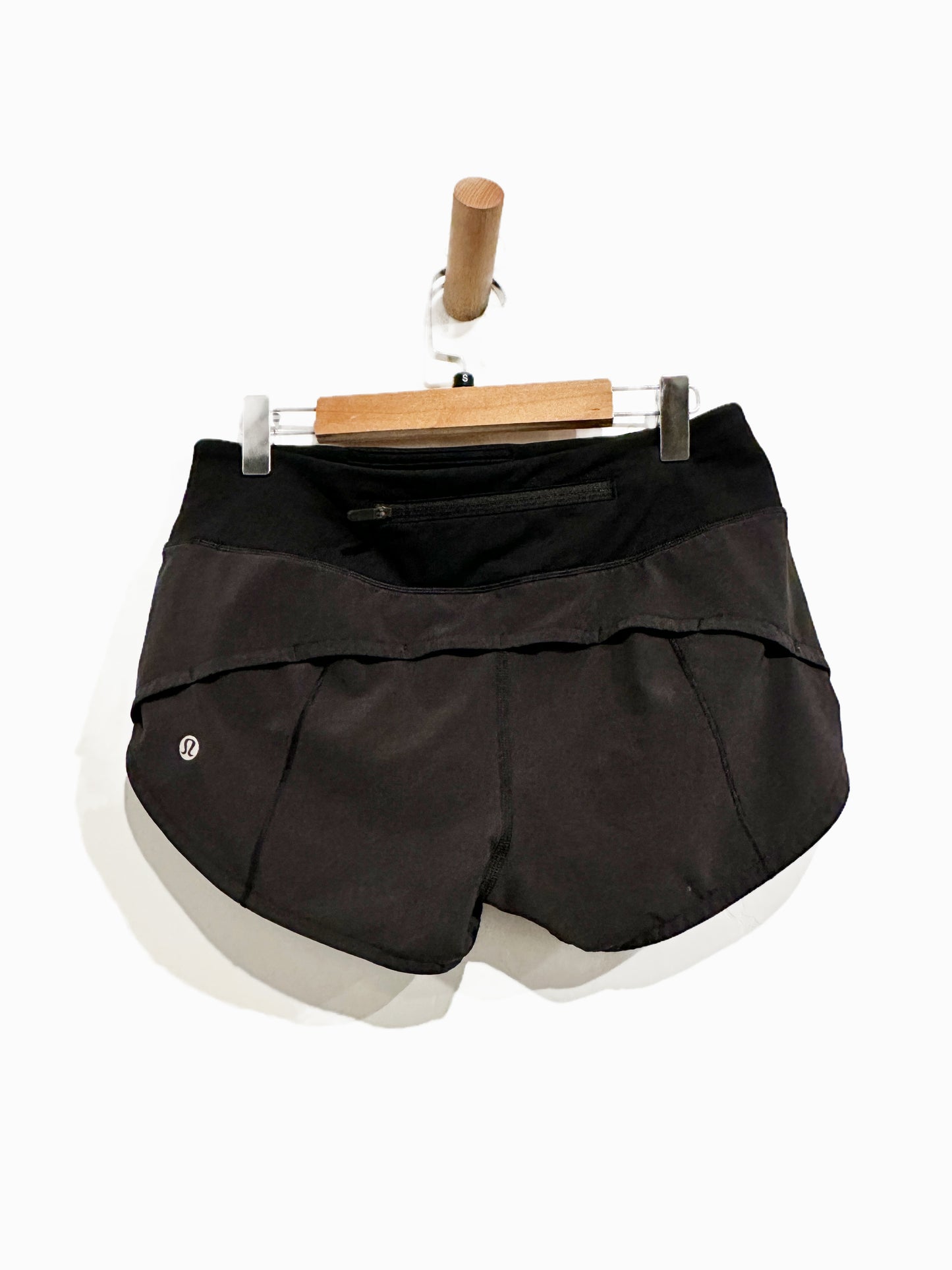 Lululemon Speed Up Short 2.5" in Black - 2