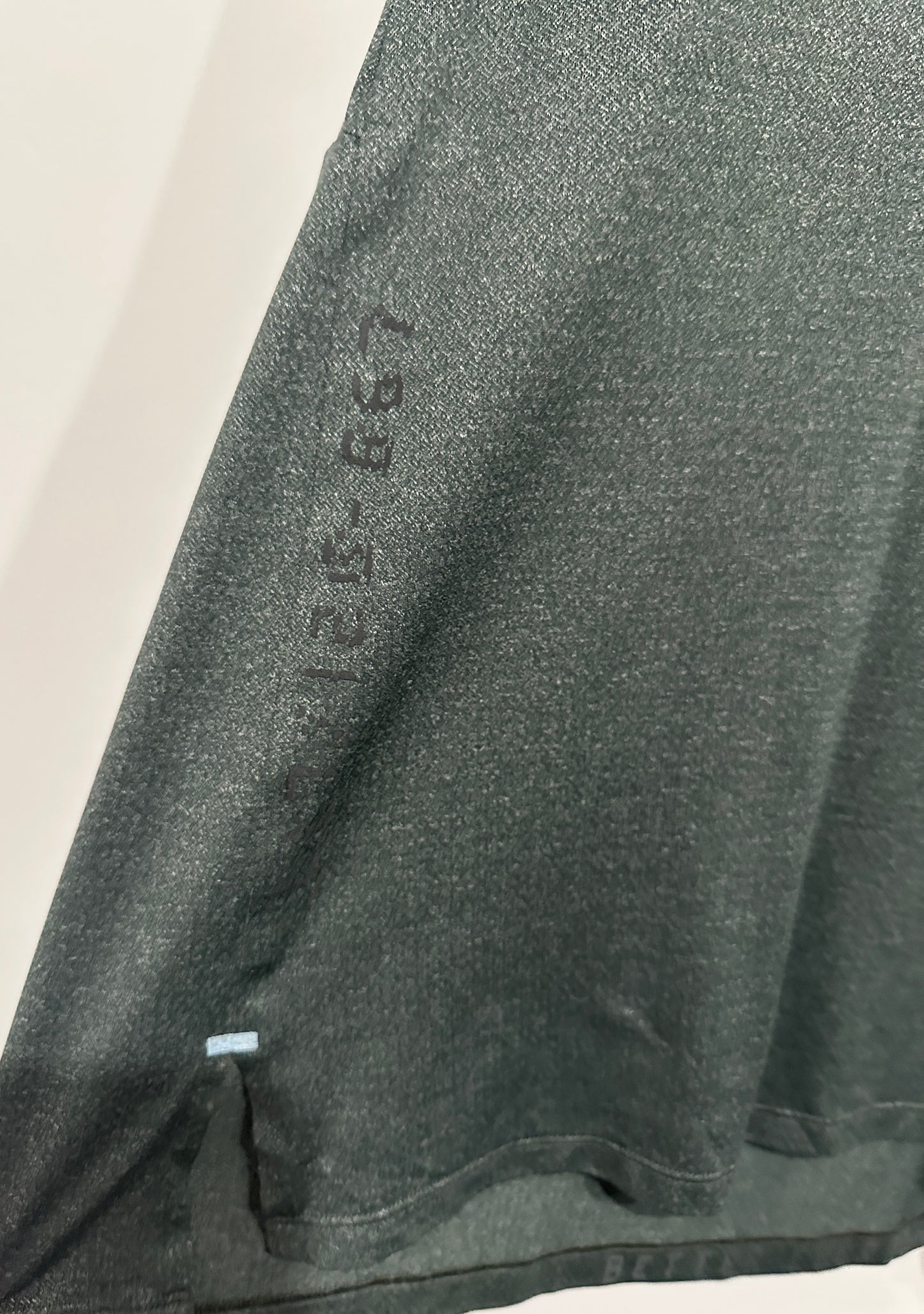 Lululemon Men’s Textured Training Short Sleeve Tee in Green