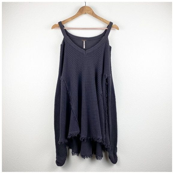 Free People Moonshine V-Neck Charcoal Distressed Waffle Knit Sweater Size Small