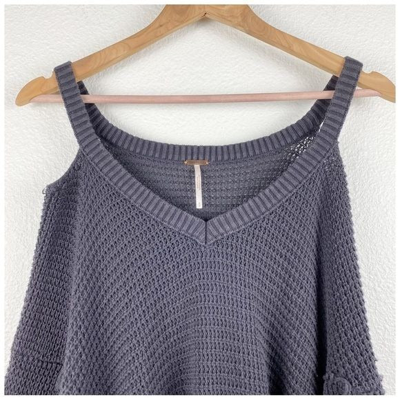 Free People Moonshine V-Neck Charcoal Distressed Waffle Knit Sweater Size Small