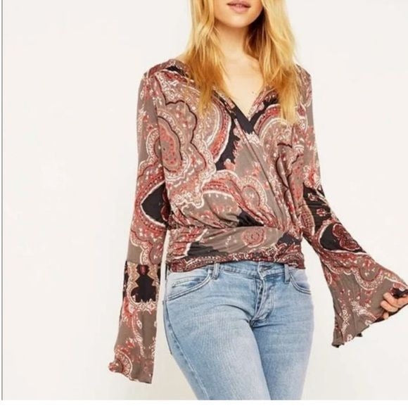 Free People Fiona Paisley Print Bell Sleeve Top Size Small