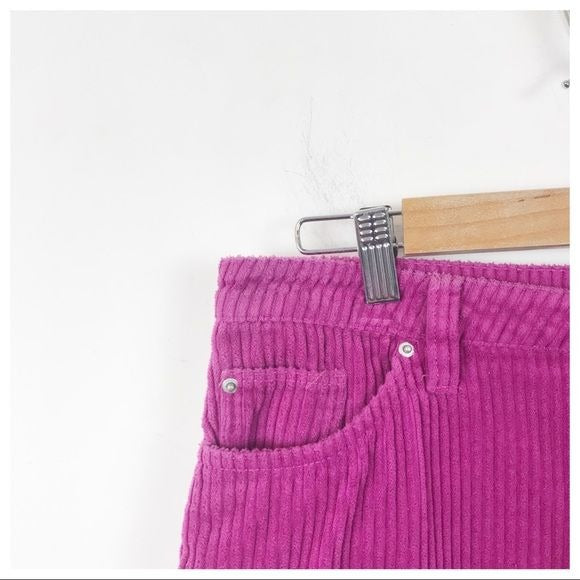 Urban Outfitters BDG Corduroy Fuchsia Raw Hem Mini Skirt Size Medium