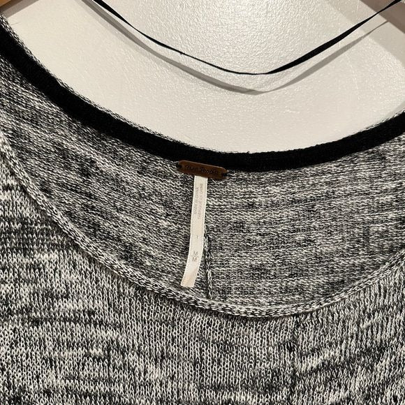 Free People Light Bright High Low Knit Tunic Top Size Medium