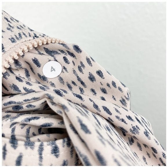 Lululemon Step Lively Crop Dottie Dash Grain Black Pants Size 4