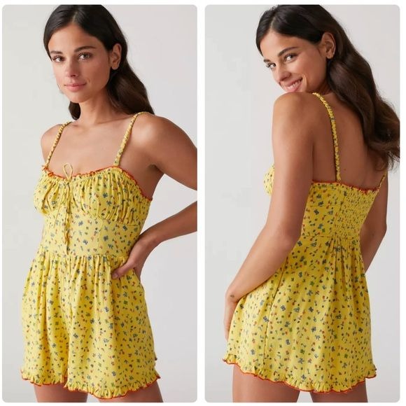 Urban Outfitters Betti Print Linen Romper Size Small