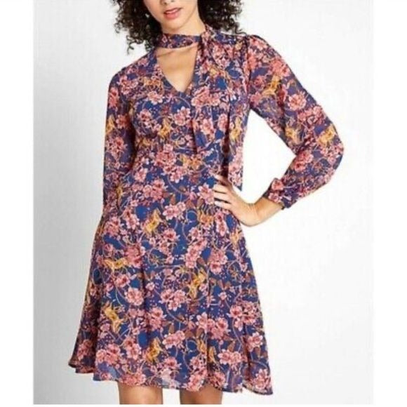 ModCloth Blue & Pink Floral Long Sleeve Horse Dress Size 6 ModCloth Blue & Pink Floral Long Sleeve Horse Dress Size 6