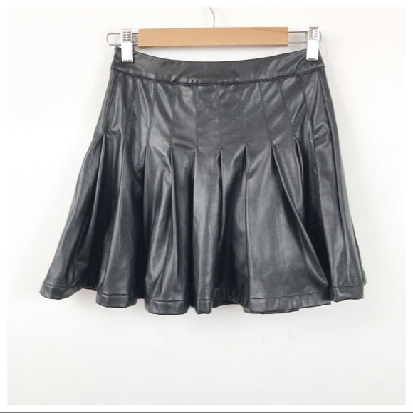Princess Polly Pleated Faux Leather Skirt - 2