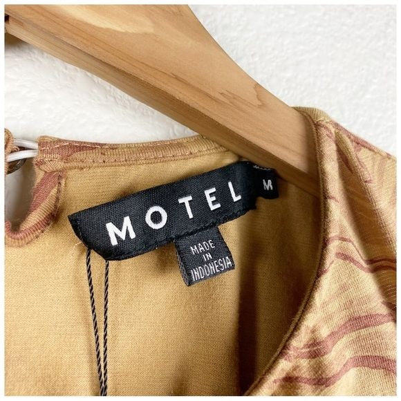 $$ Motel NWT Aeliran Mini Dress in Fluid Marbling Brown Size Medium