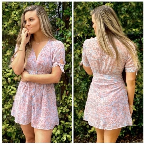 $$ Elizabeth Crosby NWT Romee Mini Dress Size Small