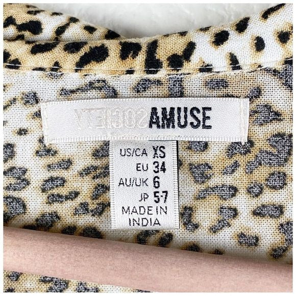 NWT Amuse Society Feline Woven Top Size XS