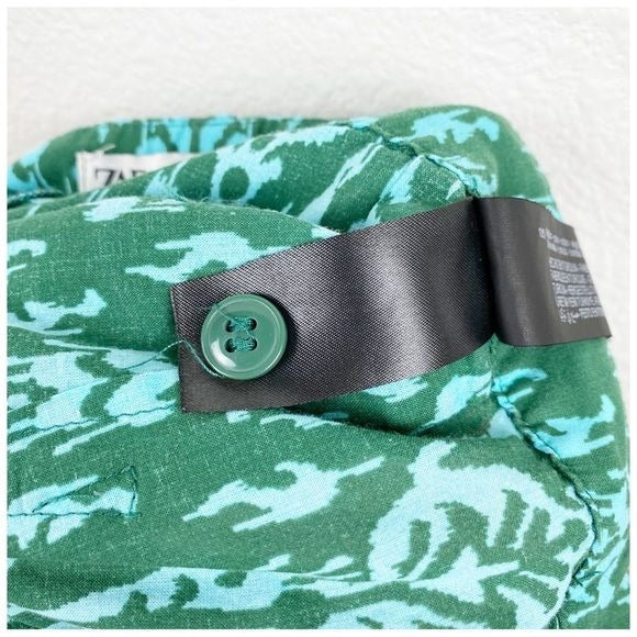 Zara Green & Blue Printed Pants Size Small