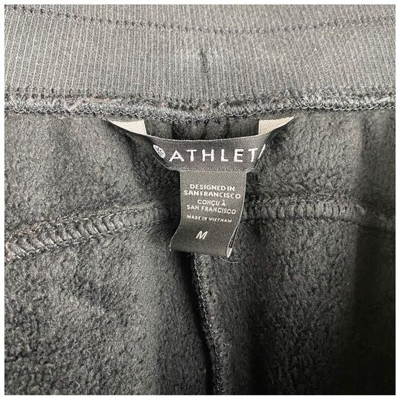 Athleta Cozy Karma Recover Jogger in Black Size Medium