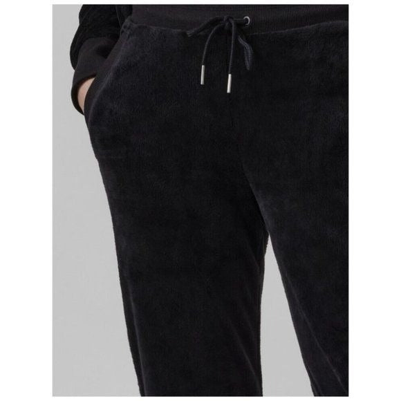 Athleta Cozy Karma Recover Jogger in Black Size Medium