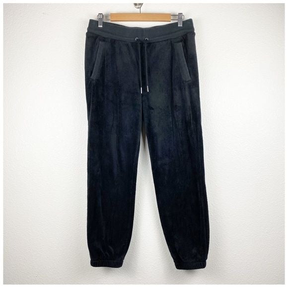 Athleta Cozy Karma Recover Jogger in Black Size Medium