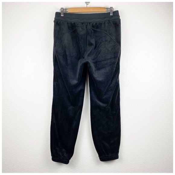 Athleta Cozy Karma Recover Jogger in Black Size Medium