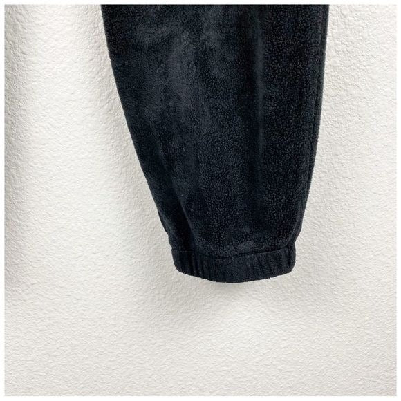 Athleta Cozy Karma Recover Jogger in Black Size Medium