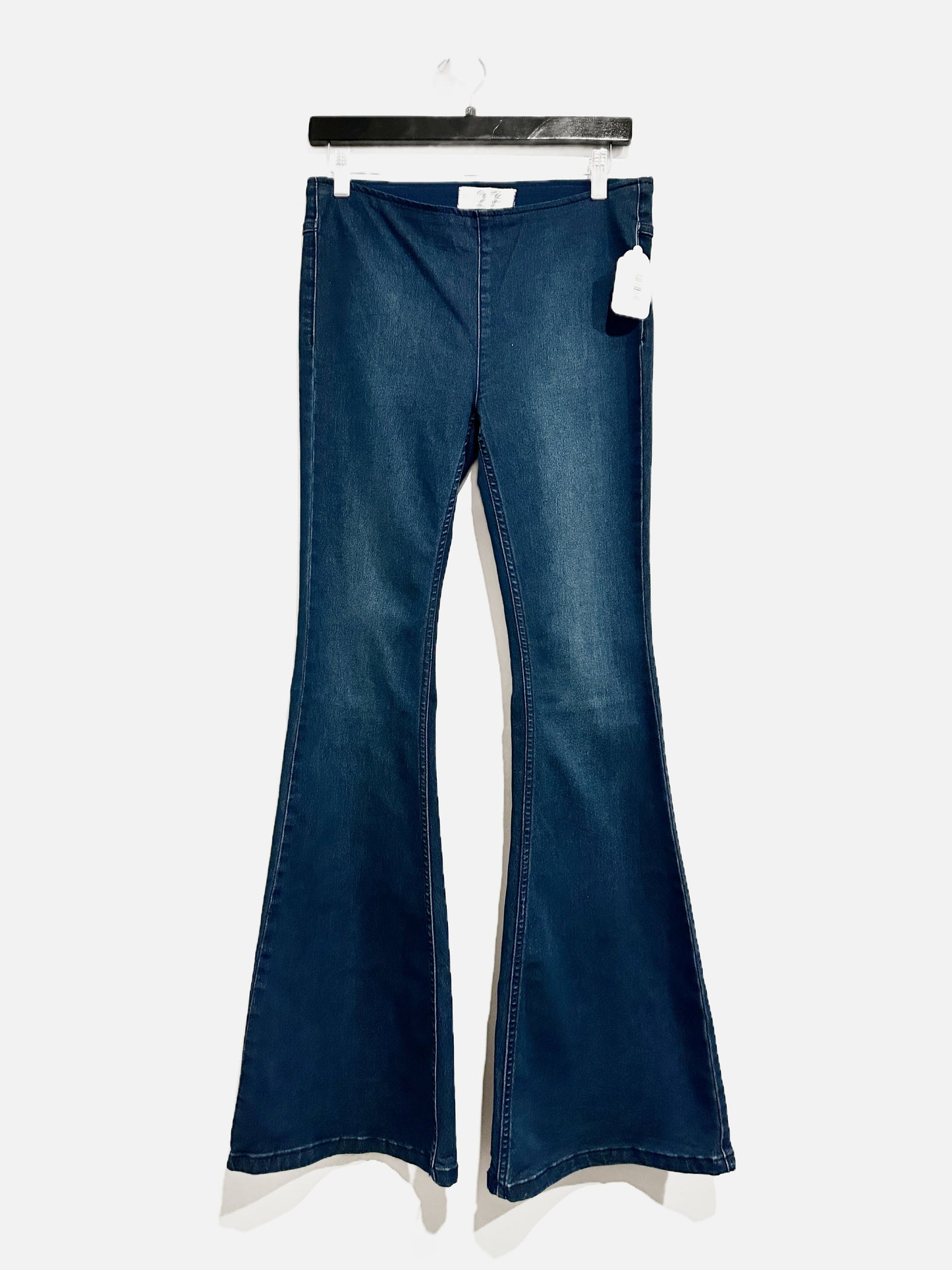 Free People Pull on Flare Jeans - 27