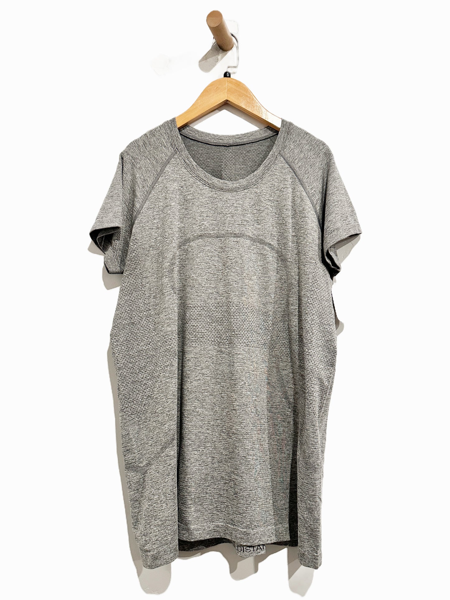 Lululemon Swiftly Tech Short Sleeve Tee in Gray - 14