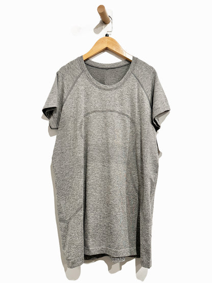 Lululemon Swiftly Tech Short Sleeve Tee in Gray - 14