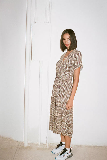 Urban Outfitters Gabrielle Woven Midi Wrap Dress - Medium