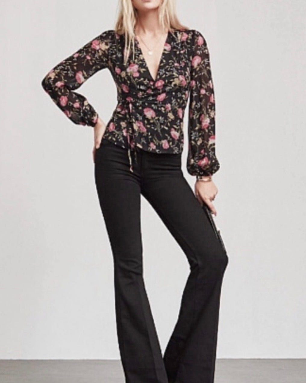 Reformation Stevie Wrap Top in Carondelet Floral