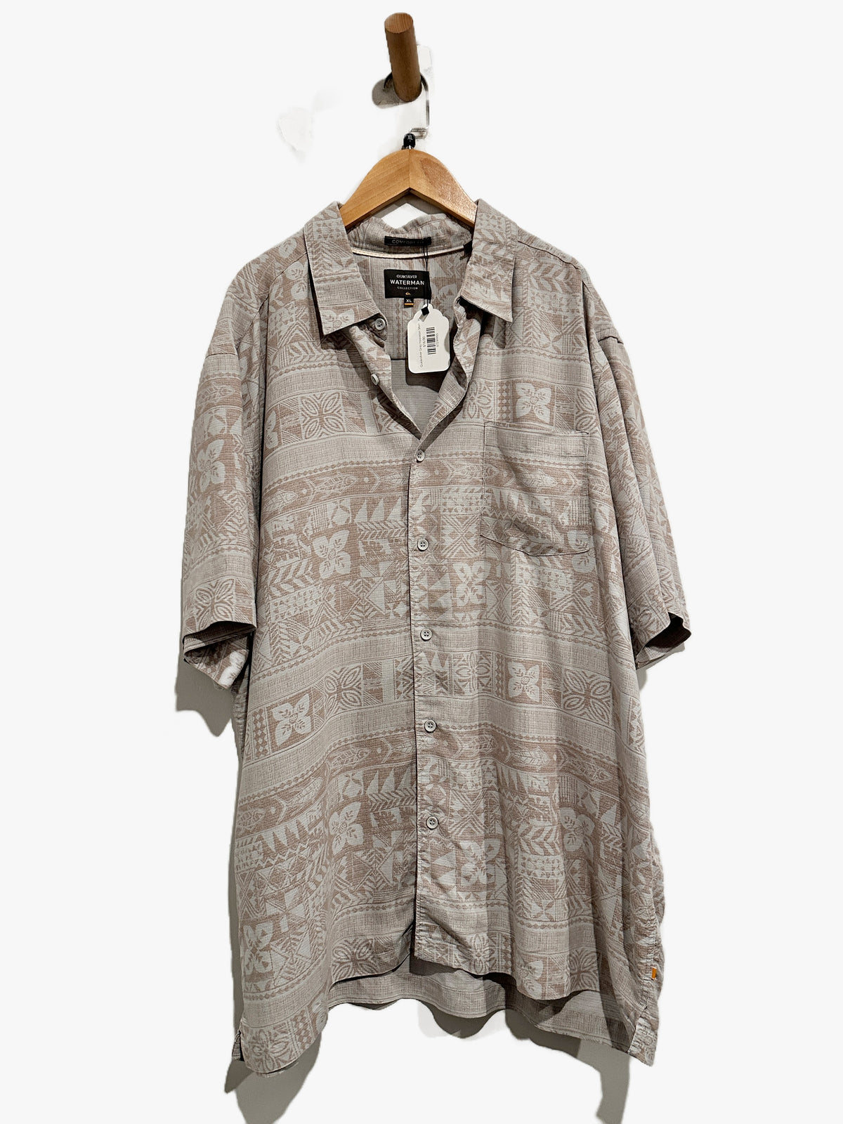 Quicksilver Waterman Gray Hawaiian Print Shirt - XL