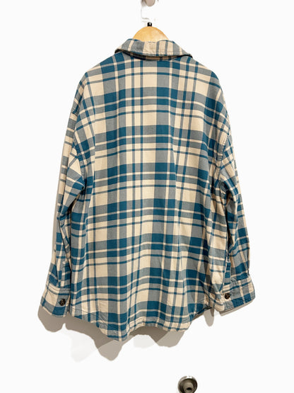 Patagonia Heavyweight Fjord Flannel Overshirt in Ice Caps: Wavy Blue - Medium
