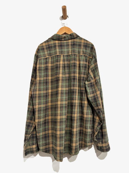 Patagonia Long Sleeved Pima Cotton Shirt in Campfire: Hemlock Green