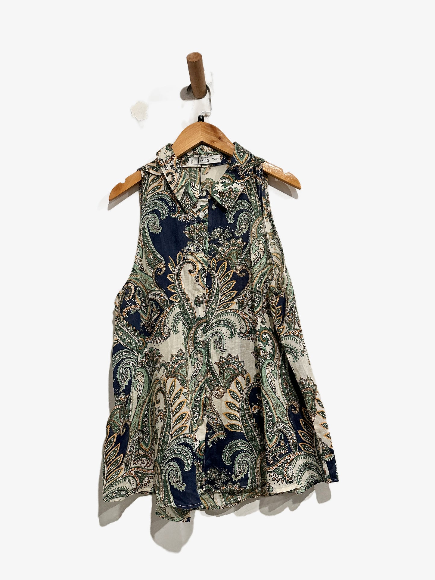 MNG Green Paisley Sleeveless Button Down - 6