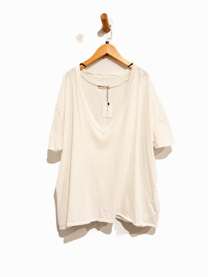 Free People Nina V-Neck Tee in Ivory - Medium