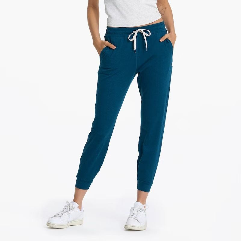 Vuori Performance Jogger in Cosmo Heather - Small