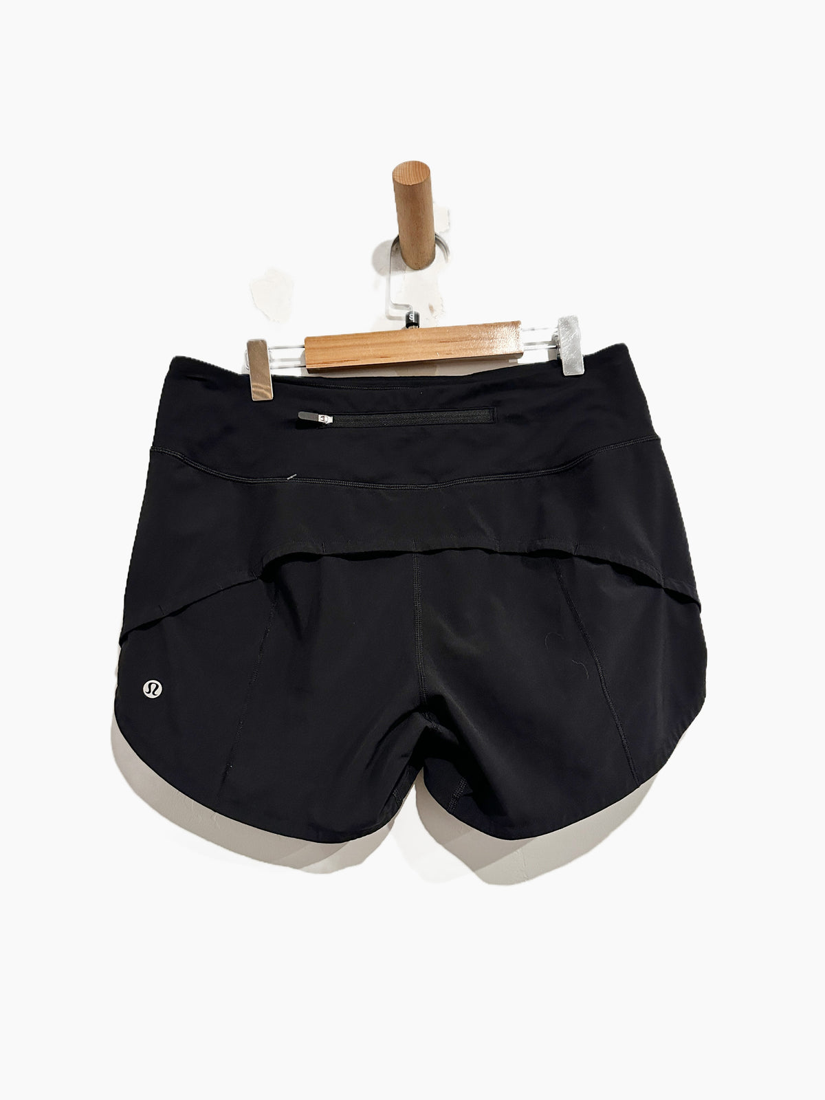 Lululemon Speed Up Short Long 4" in Black - 6