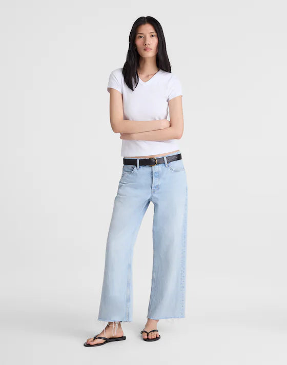 Madewell The '90s V-Neck Baby Tee in White - XS