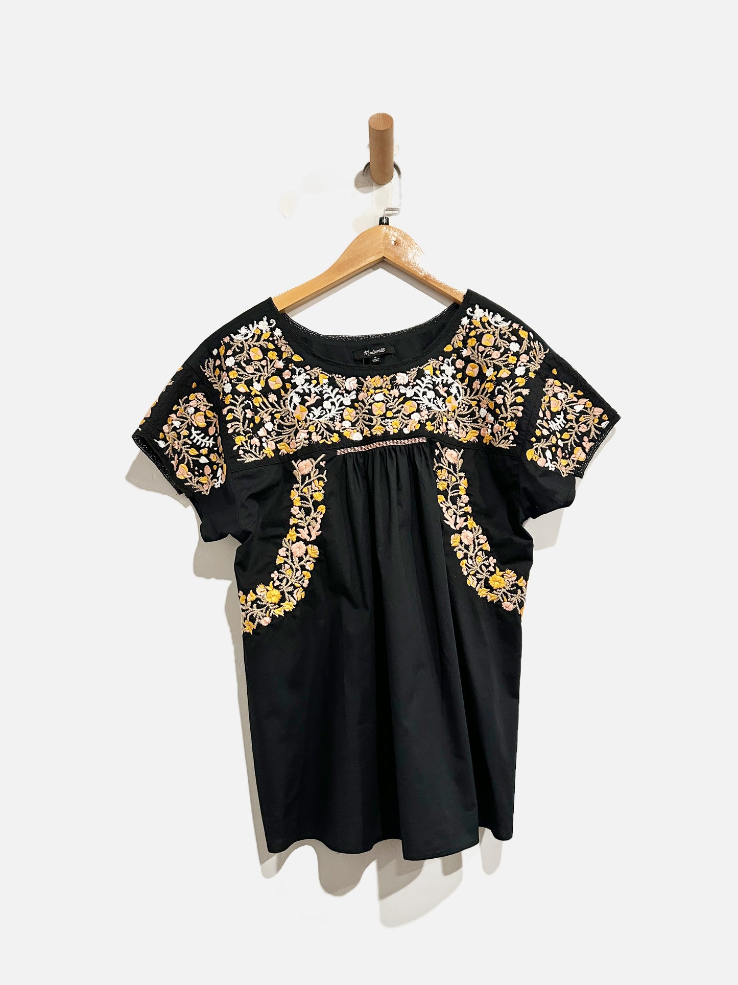 Madewell Black Embroidered SS Blouse - Medium