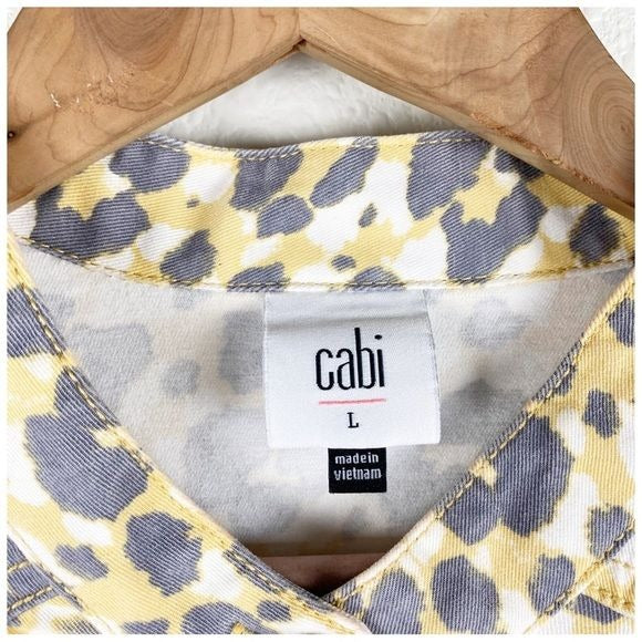 Cabi Providence Leopard Button Front Shirt Size Large