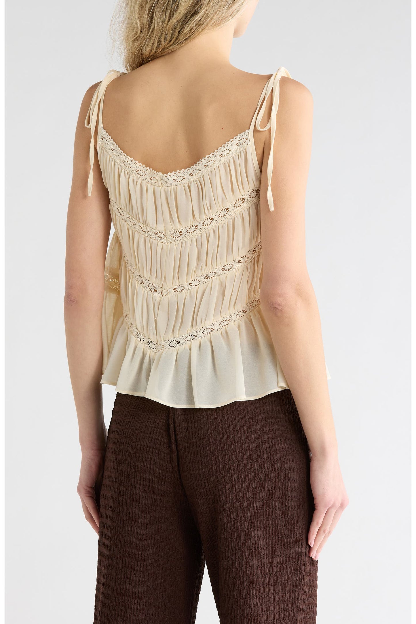 Vigoss Cream Lace Trim Tiered Tank - Large