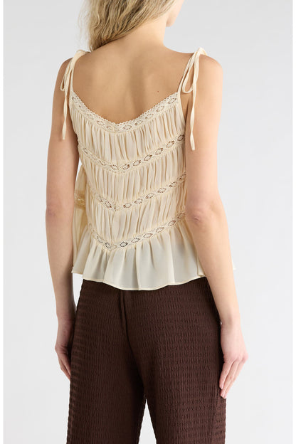 Vigoss Cream Lace Trim Tiered Tank - Large