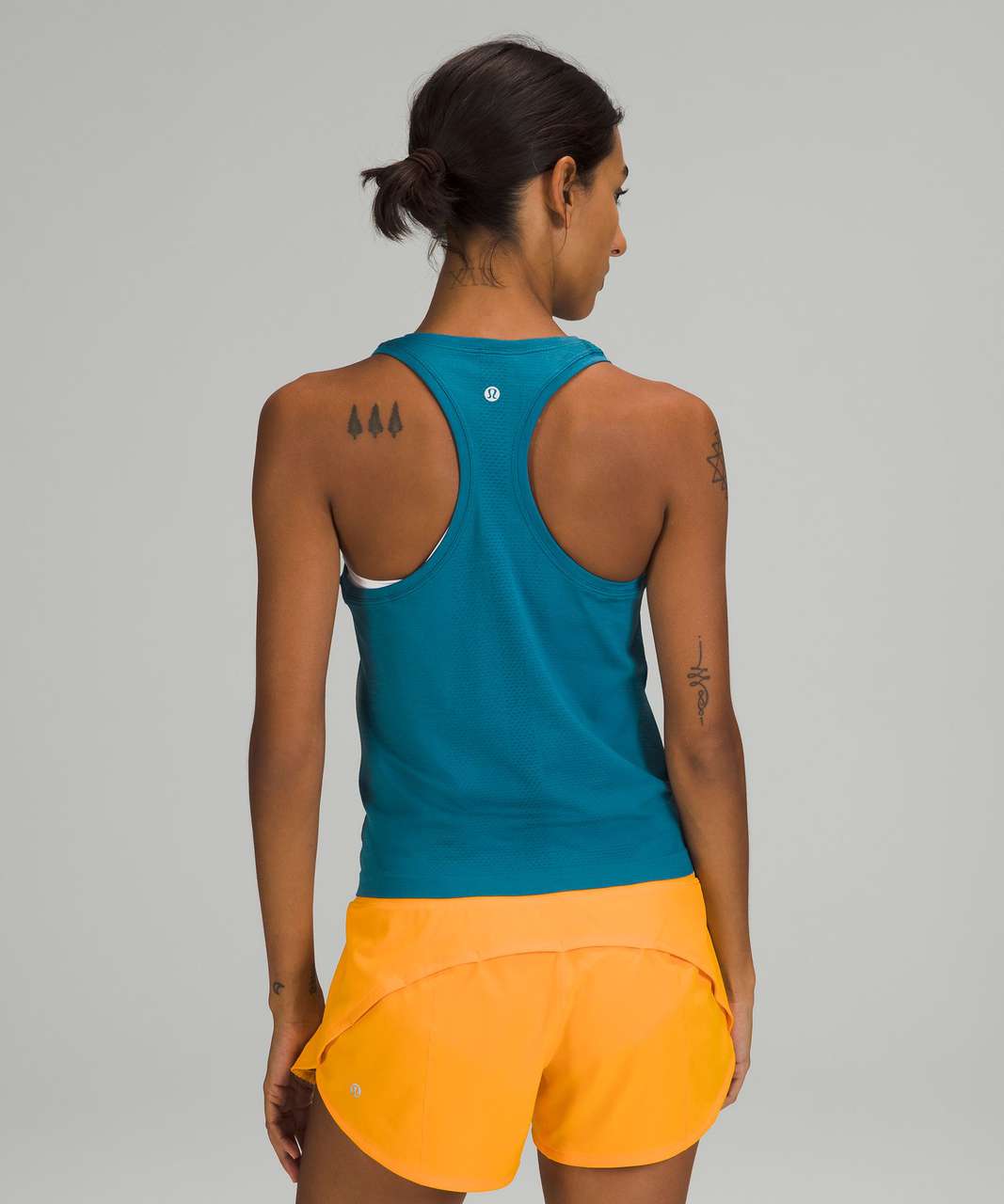 Lululemon Swiftly Tech Racerback 2.0 Race in Capri - 0