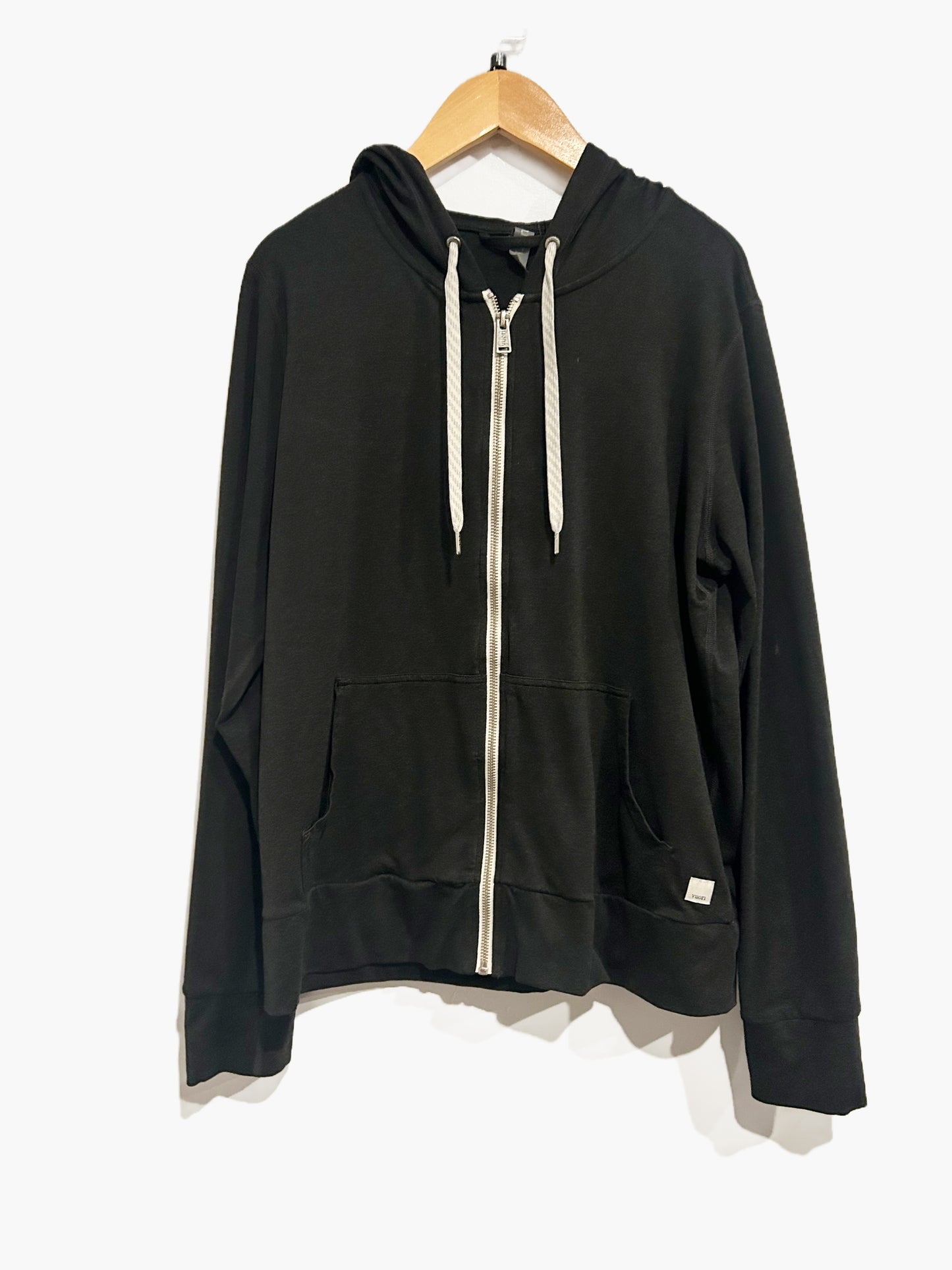 Vuori Halo Performance Hoodie 2.0 in Black - Medium