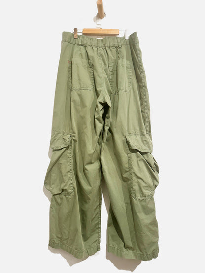 Urban Outfitters BDG Green Cargo Pants - 10
