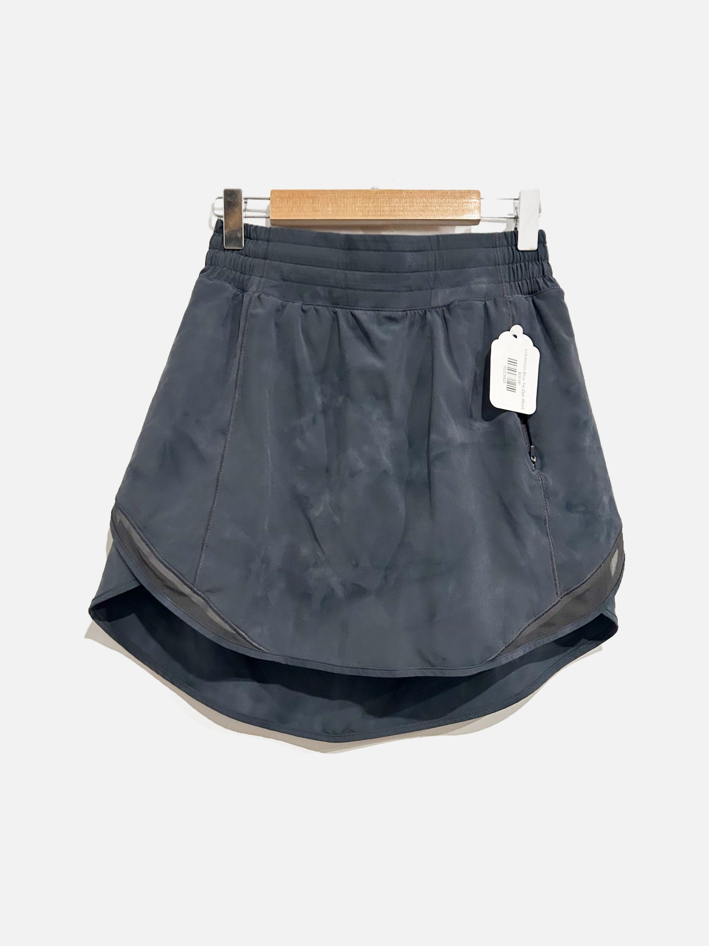 Lululemon Hotty Hot High-Rise Skirt in Diamond Dye Pitch Grey - 4