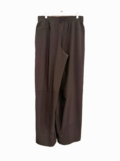 Lululemon Swift Wide-Leg Mid-Rise Pant Full Length in Black - 8