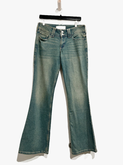 NWT Hollister Low Rise Butterfly Embroidery Bootcut Jeans - 29