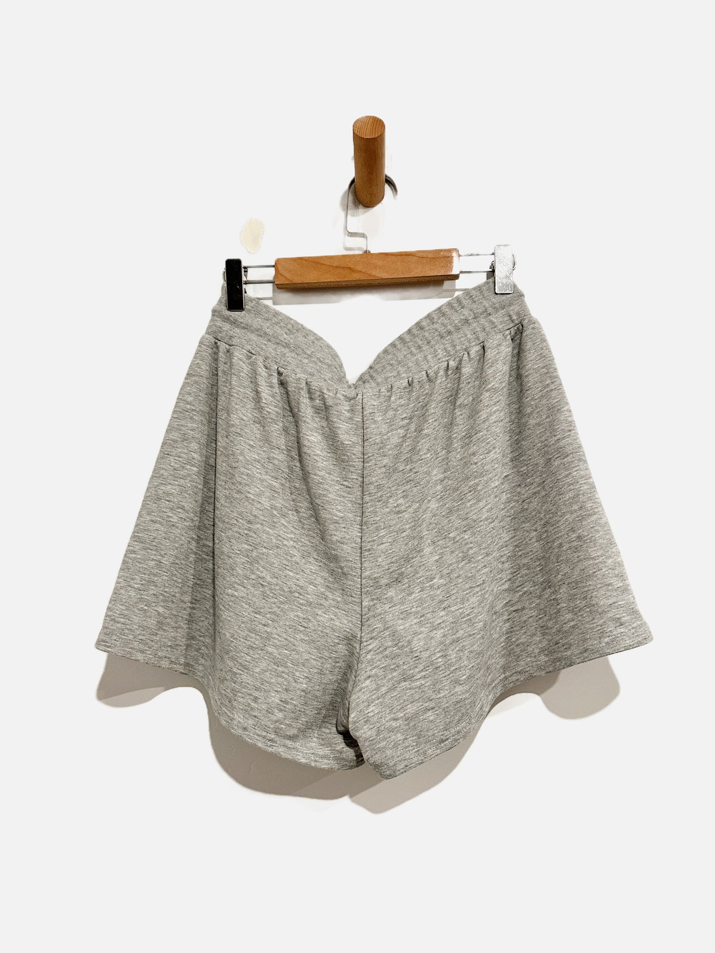 Alo Yoga Dreamy Gray Shorts - Medium