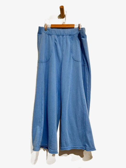 Sundry Cropped Pullover and Pants Set in Lagoon Blue - Medium